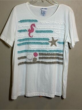 NWOT Blair Women’s White Tee w/ Ruffled Nautical Scene Sz Lg